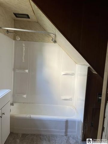 16 Bowen Street, Jamestown, NY 14701