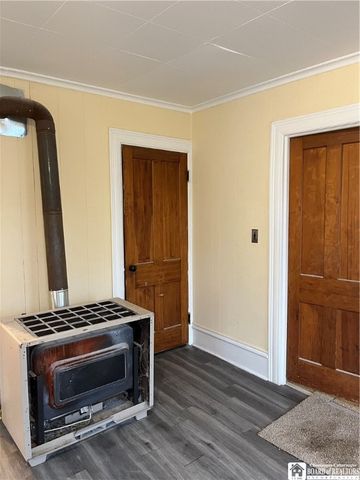 16 Bowen Street, Jamestown, NY 14701