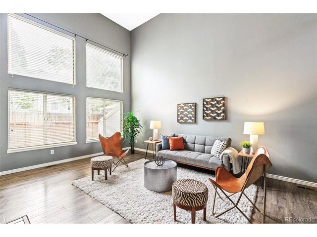 8148 S Humboldt Cir, Centennial, CO 80122