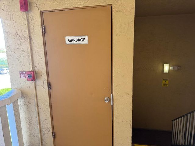 100 Village Green Circle 312, Palm Springs, FL 33461