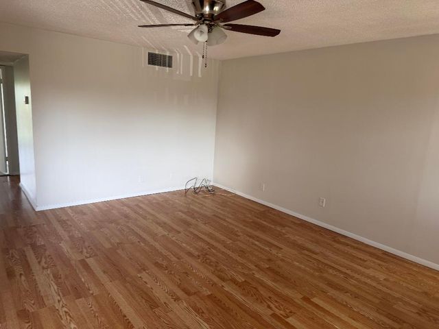 100 Village Green Circle 312, Palm Springs, FL 33461