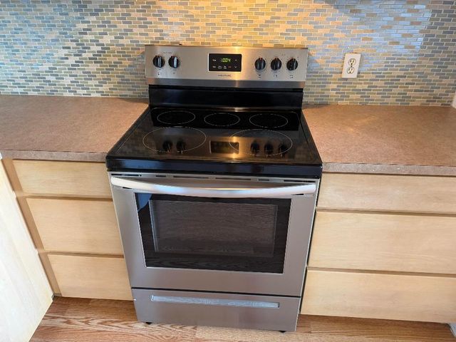 100 Village Green Circle 312, Palm Springs, FL 33461