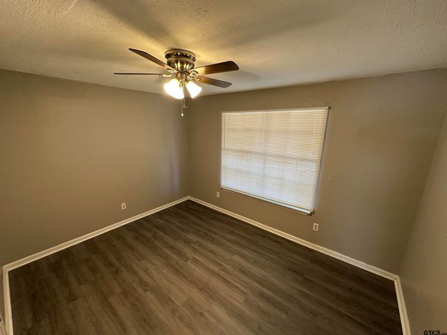 2917 Fleetwood Dr, Tyler, TX 75701