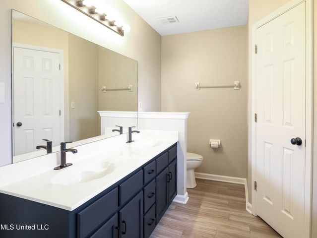 7602 Davis Parkway, Southaven, MS 38671