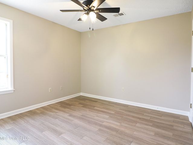 7602 Davis Parkway, Southaven, MS 38671