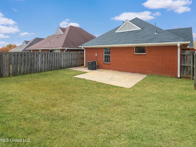 7602 Davis Parkway, Southaven, MS 38671