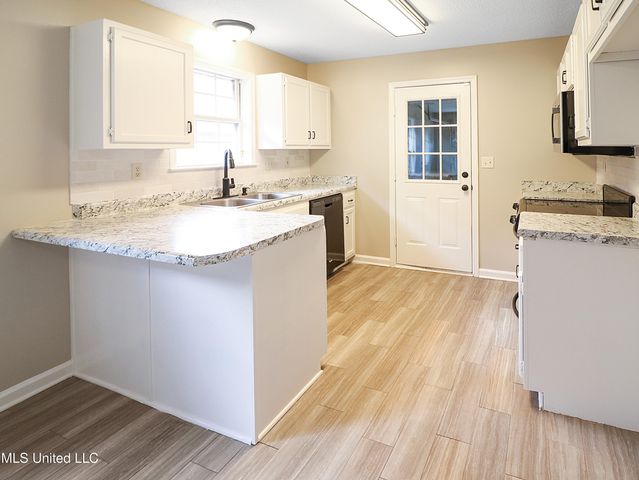 7602 Davis Parkway, Southaven, MS 38671