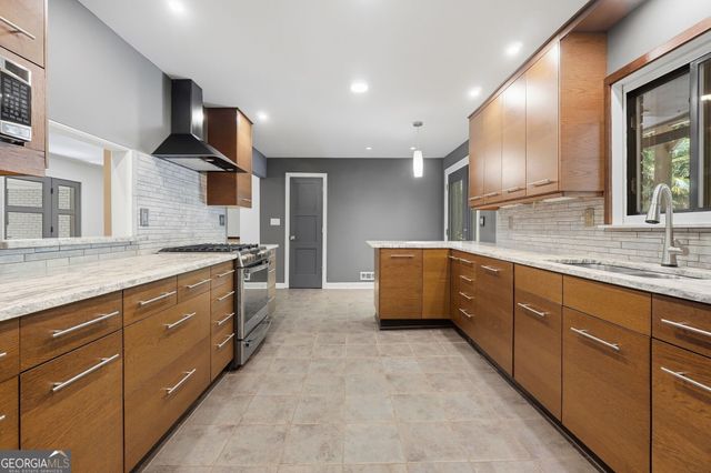 1714 N Holly Lane NE, Atlanta, GA 30329