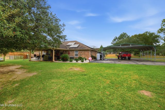 13206 Ridgeland Road, Vancleave, MS 39565