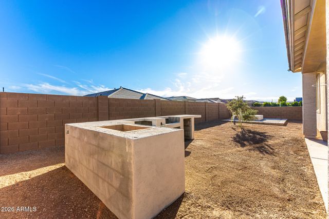 18599 W EL CORTEZ Place, Surprise, AZ 85387