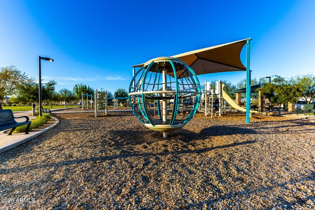 18599 W EL CORTEZ Place, Surprise, AZ 85387