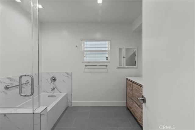 6051 Teesdale Avenue, Valley Glen, CA 91606