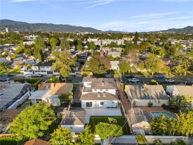 6051 Teesdale Avenue, Valley Glen, CA 91606