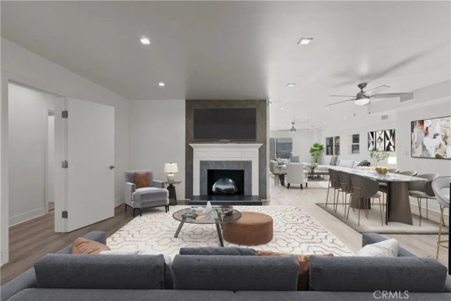 6051 Teesdale Avenue, Valley Glen, CA 91606
