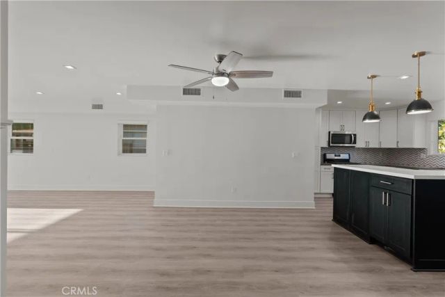 6051 Teesdale Avenue, Valley Glen, CA 91606
