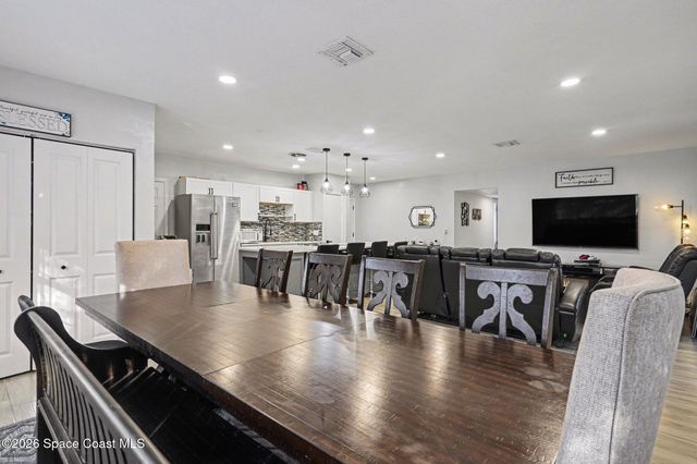 809 Espanola Way, Melbourne, FL 32901