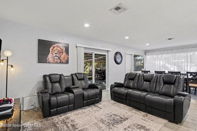 809 Espanola Way, Melbourne, FL 32901