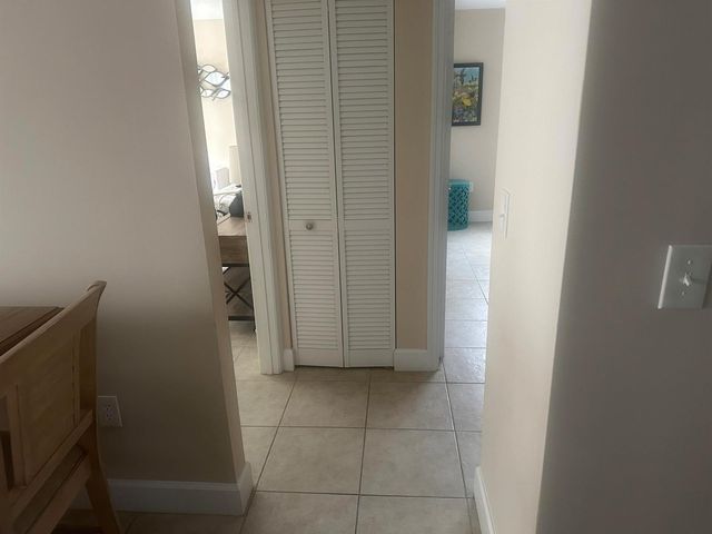 715 20th Street 104, Vero Beach, FL 32960