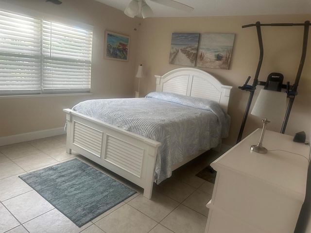 715 20th Street 104, Vero Beach, FL 32960