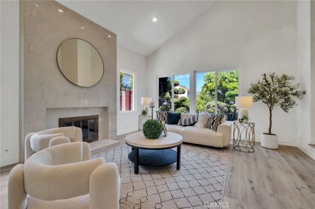 10842 Amber Hill, Whittier, CA 90601