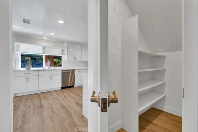 10842 Amber Hill, Whittier, CA 90601
