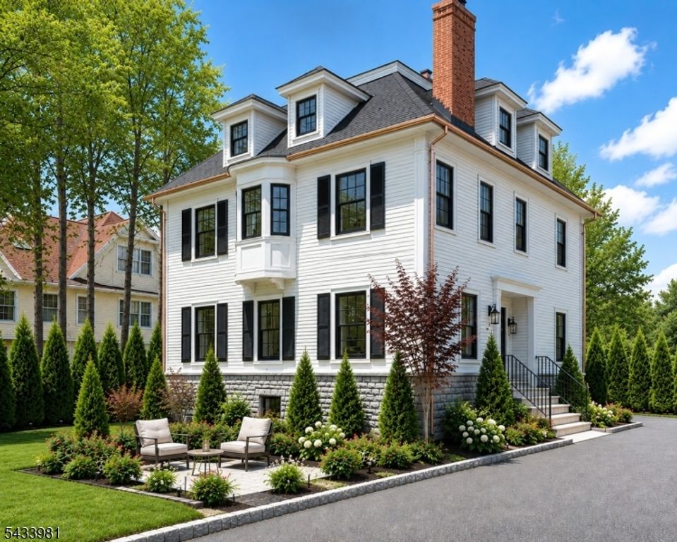101 Park St, Montclair Twp., NJ 07042 — photo 2