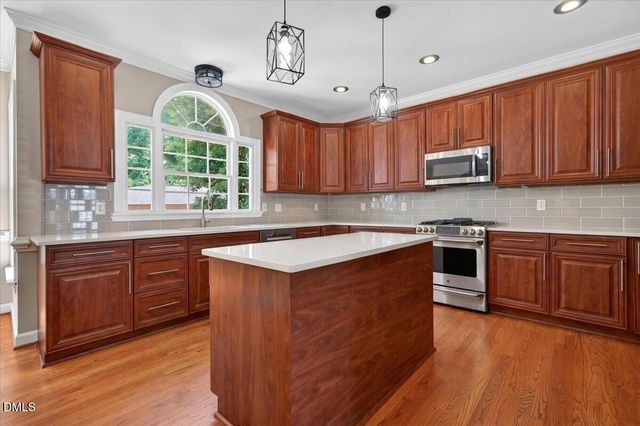 5523 Linkside Court, Fuquay Varina, NC 27526