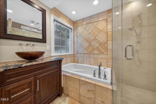 5523 Linkside Court, Fuquay Varina, NC 27526