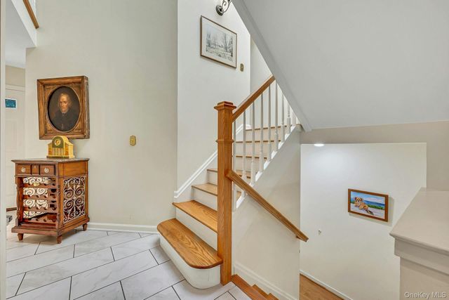 21 Top Of The Ridge A7, Mamaroneck, NY 10543