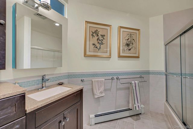 21 Top Of The Ridge A7, Mamaroneck, NY 10543