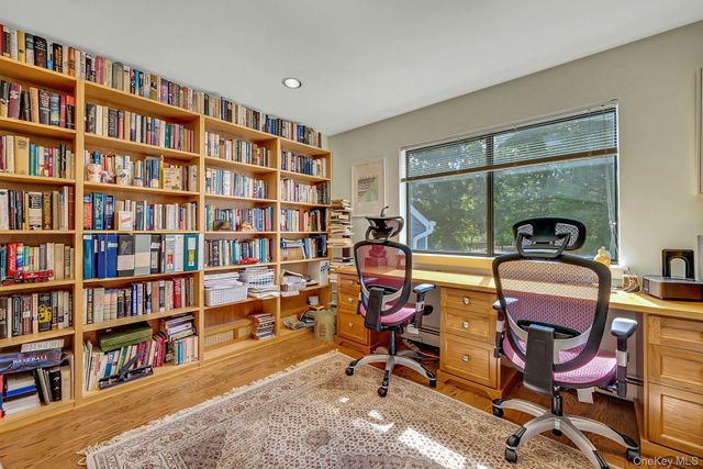 21 Top Of The Ridge A7, Mamaroneck, NY 10543
