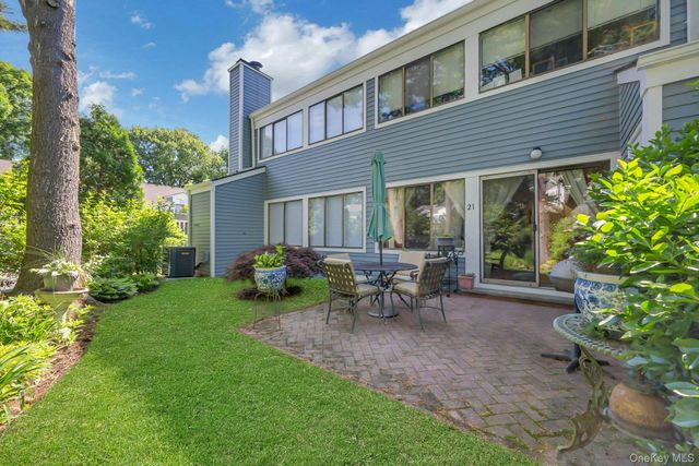 21 Top Of The Ridge A7, Mamaroneck, NY 10543