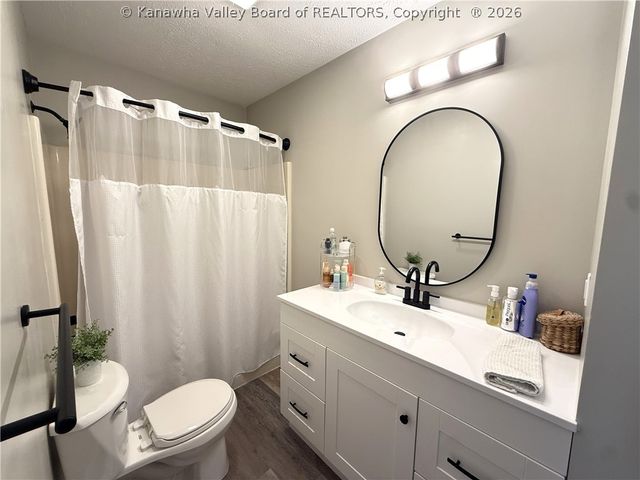 18 Monterey Lane, Cross Lanes, WV 25313
