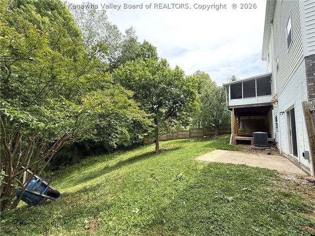 18 Monterey Lane, Cross Lanes, WV 25313