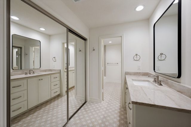 17819 Lost View Road, Dallas, TX 75252