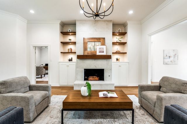 17819 Lost View Road, Dallas, TX 75252