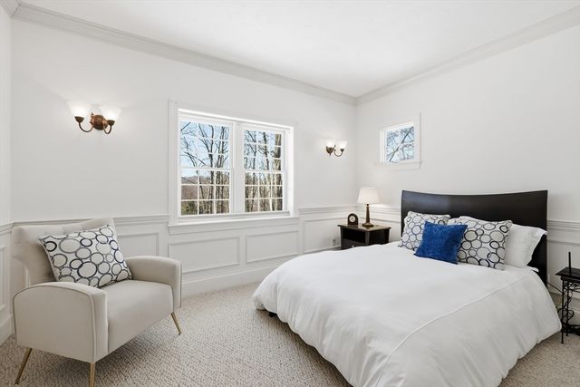 38 Keyes House Rd, Shrewsbury, MA 01545