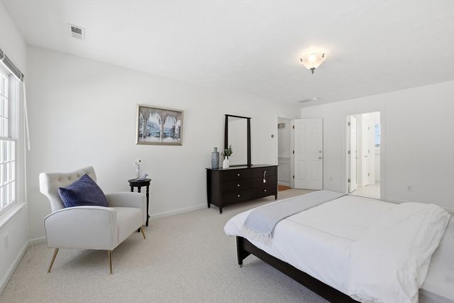 38 Keyes House Rd, Shrewsbury, MA 01545