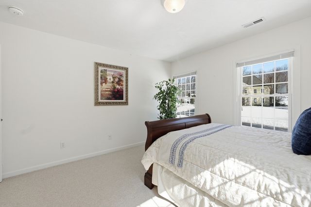 38 Keyes House Rd, Shrewsbury, MA 01545