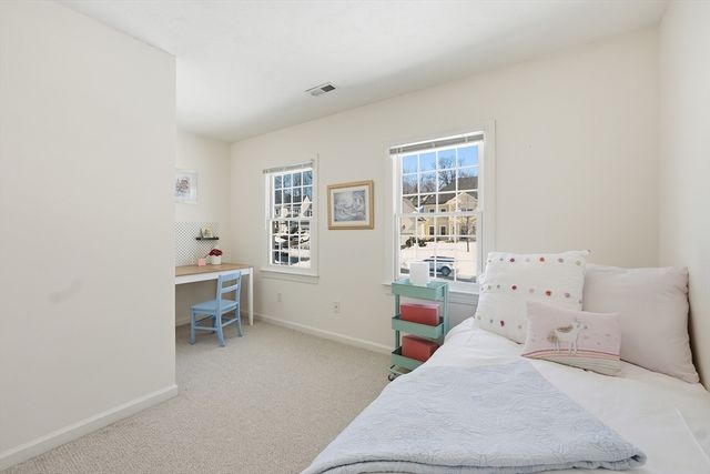 38 Keyes House Rd, Shrewsbury, MA 01545