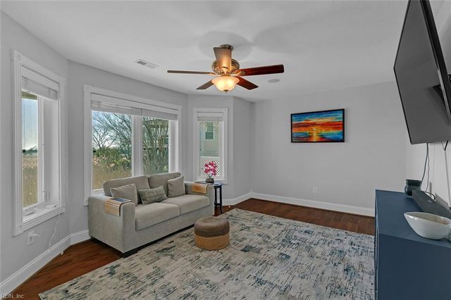 27 Rileys WAY, Hampton, VA 23664