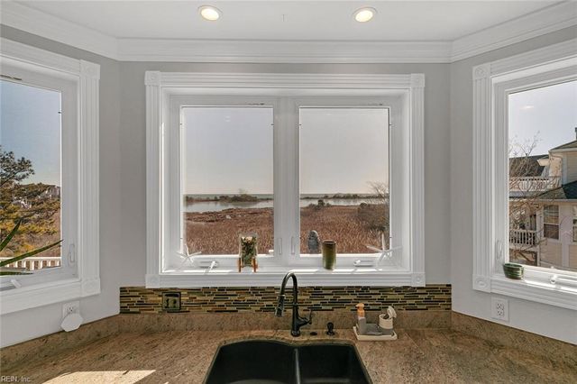 27 Rileys WAY, Hampton, VA 23664