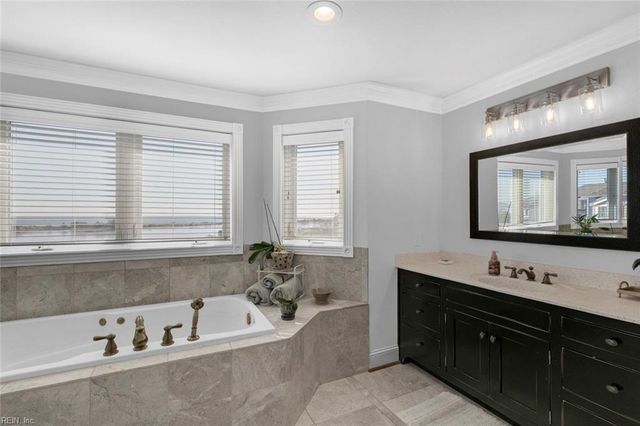 27 Rileys WAY, Hampton, VA 23664