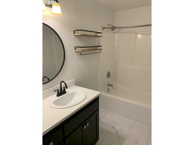 326 AUBURN Ln, Creswell, OR 97426