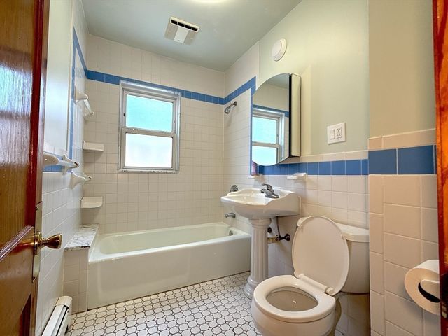 156 Jaques St 2, Somerville, MA 02145