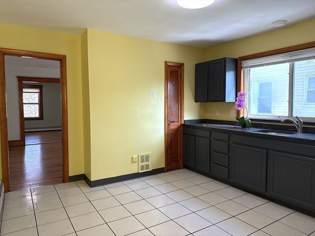 156 Jaques St 2, Somerville, MA 02145