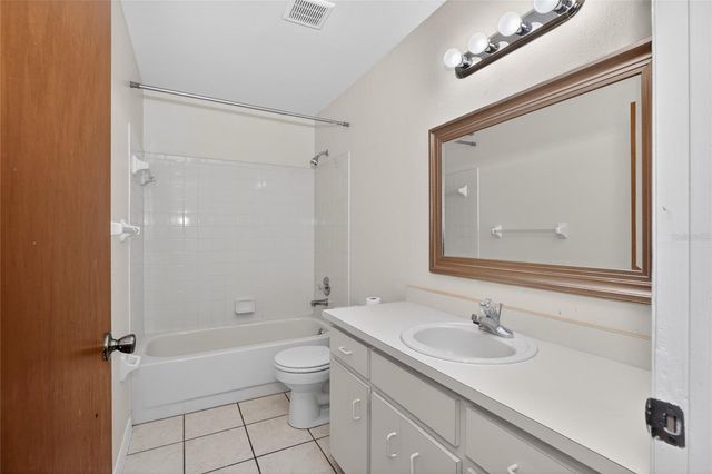 1140 DOSSEYWOOD LANE, Lakeland, FL 33811