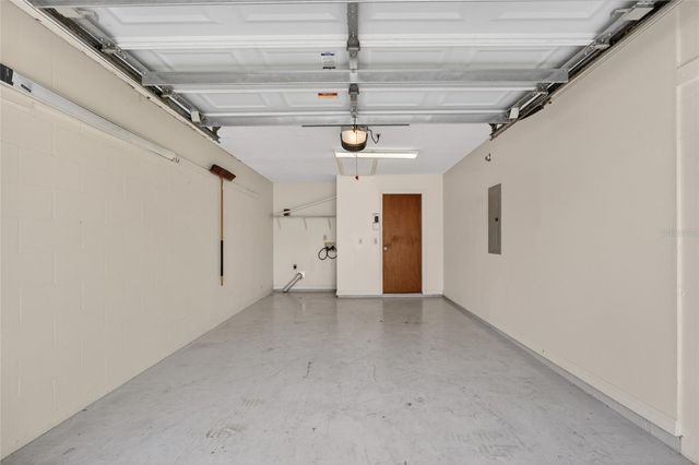 1140 DOSSEYWOOD LANE, Lakeland, FL 33811