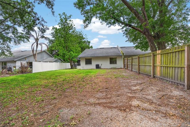 1140 DOSSEYWOOD LANE, Lakeland, FL 33811