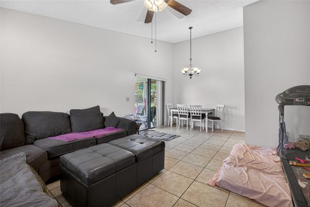 1140 DOSSEYWOOD LANE, Lakeland, FL 33811